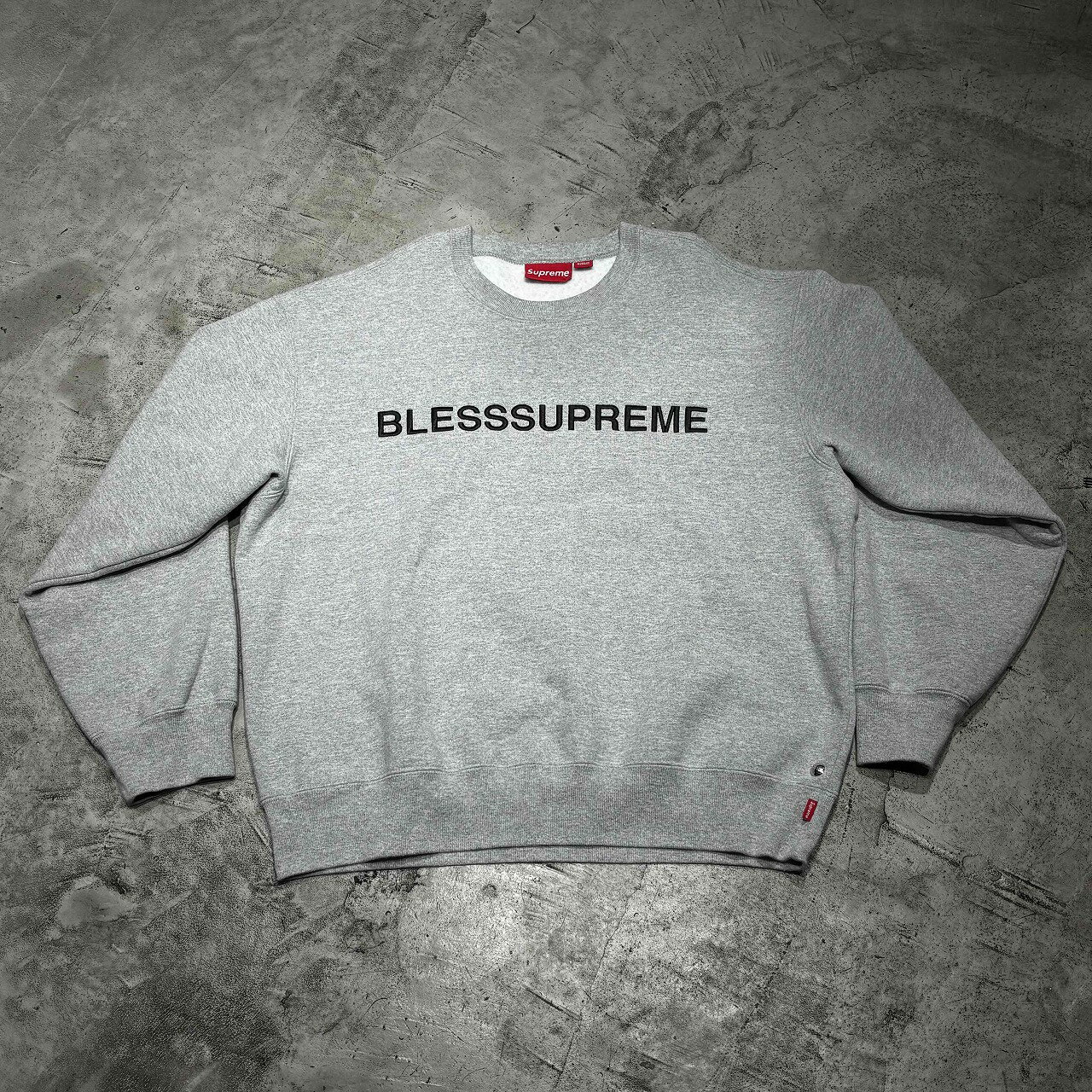 Rakuten - Supreme 23aw Bless Crewneck Sweatshirt SIZE-S シュプリーム ブレスクルーネックスウェットシャツ 心斎橋店【中古】