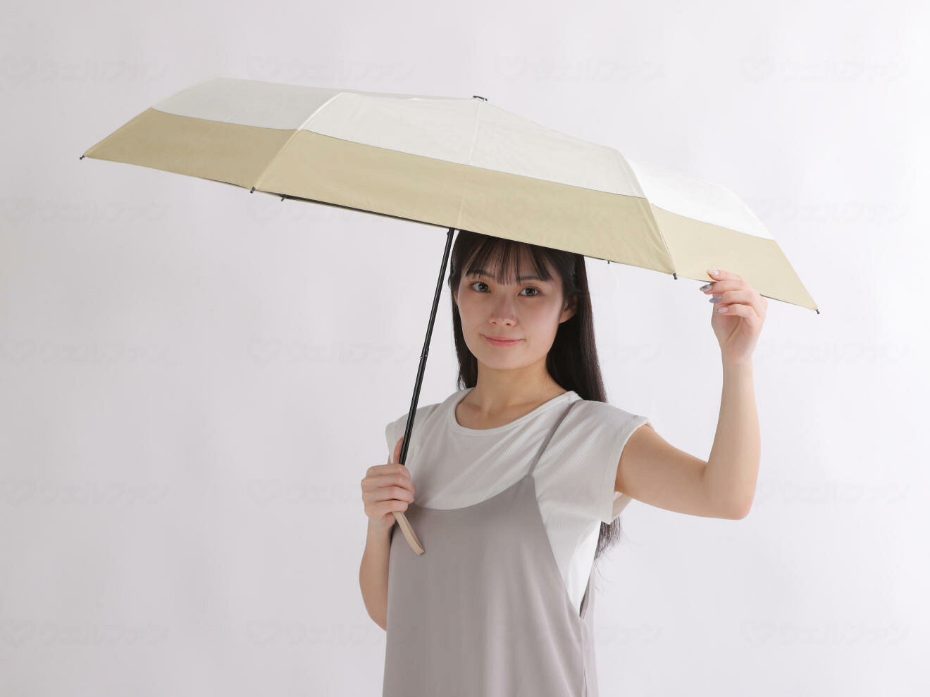 乐天商城 - 在庫限りで販売終了商品　小川 ラインドロップス晴雨兼用傘ミニ　完全遮光率100％ オフホワイト×ベージュ　S6398