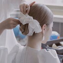 ウエディング ヘッドドレス 大きいリボン ホワイト 髪飾り 花嫁 ウェディング 結婚式 披露宴 ブライダル パーティー 二次会 前撮り ヘアアクセサリー
