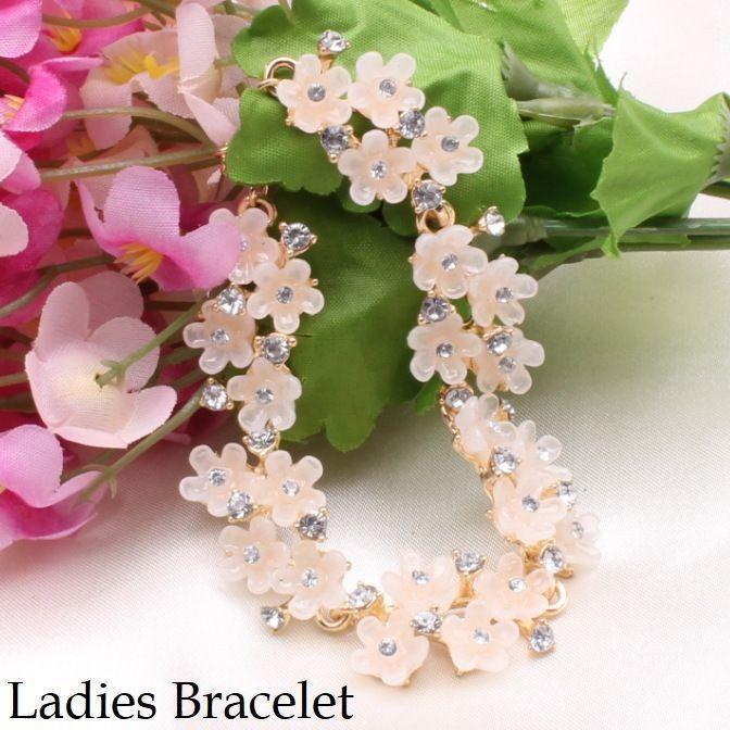 ブレスレット アクセサリー レディース フラワーモチーフ お花 花 フラワー ラインストーン チェーン ゴールドカラー 飾り 装飾 手首 可愛い かわ