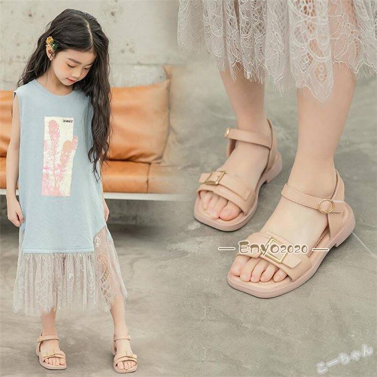 キッズサンダル 女の子 サンダル 子供シューズ 子供靴 キッズ 七五三 発表会入学式 夏新作 韓国風 可愛い オシャレ★サイズ：26号：16cm27号：16.5cm28号：17.3cm29号：18.1cm30号：18.7cm31号：19cm32号：19.5cm33号：20.4cm34号：20.9cm35号：21.5cm36号：22.3cm★サイズ数字は目安です。商品により若干の誤差がございます。★PC、環境、光の具合等により、色のイメージが画像と若干異なる場合が御座います。★モデルに使用している小物やアクセサリー等はセット内容に含まれておりません。