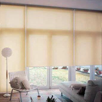 立川機工 ティオリオ ロールスクリーン無地防炎 3165 W60×H180　アプリコット