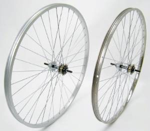 サギサカ / 車輪関係 / 後車輪 WO 26×1 3/8 アルミリム バンドブレーキ用 /【沖縄・離島への配送不可】