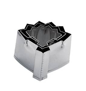 &nbsp;メーカー&nbsp;TKG テイケイジイ 遠藤商事&nbsp;商品カテゴリ&nbsp;製菓用品＞クッキー型&nbsp;発送目安&nbsp;2日〜3日以内に発送予定（土日祝除）&nbsp;お支払方法&nbsp;銀行振込・クレジットカード&nbsp;送料&nbsp;送料 小型(60)&nbsp;特記事項&nbsp;&nbsp;その他&nbsp;●抜型オールシーズンアイテム季節の中の花景色を器に盛り込んで・・・・・夢咲く料理に旬の形を演じます。※各種特注承ります。※手造りの為、サイズに若干の違いがある場合がございます。