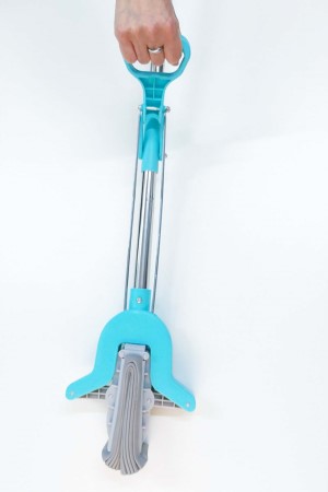 &nbsp;メーカー&nbsp;セーブ・インダストリー&nbsp;商品カテゴリ&nbsp;掃除用品＞フロアモップ・フロアワイパー&nbsp;発送目安&nbsp;1週間以内に発送予定&nbsp;お支払方法&nbsp;銀行振込・クレジットカード&nbsp;送料&nbsp;送料無料&nbsp;特記事項&nbsp;&nbsp;その他&nbsp;[掃除用品]