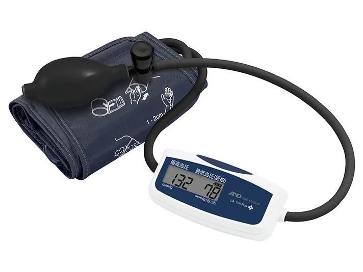 エー・アンド・デイ(A&D) UA704PLUS 上腕式血圧計 UA-704Plus(手のひらサイズ ...