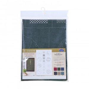 オリムパス製絲(Olympus Thread) オリムパス 刺し子紬 第2弾 家紋柄 カット布 水色 CT-D2506 (1602354)