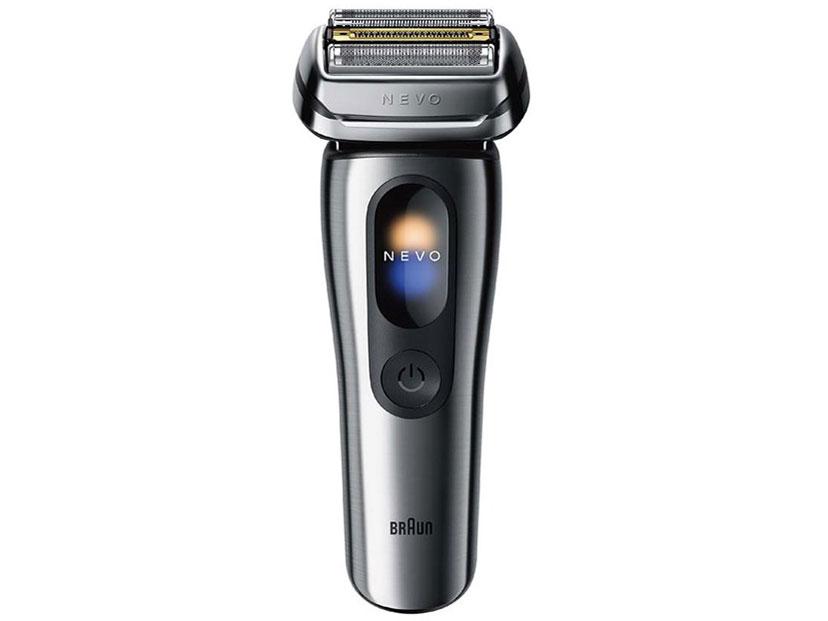 ブラウン BRAUN ブラウン 電気シェーバー 防水設計 5+1 スマートディスプレイ 音波振動テクノロジー 7in1洗浄器付 4枚刃 シルバー(NEVO11000C)