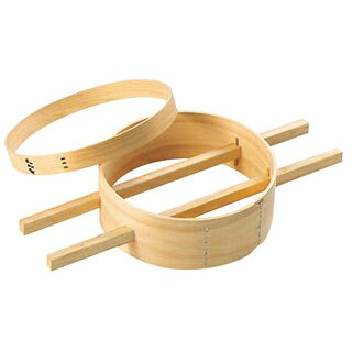 商品の仕様●外寸(mm)：φ255×H90 棒：490 ●内寸(mm)：φ230 ●重量：430g●材質：ひのき※商品画像はイメージです。複数掲載写真も、商品は単品販売です。予めご了承下さい。※商品の外観写真は、製造時期により、実物とは細部が異なる場合がございます。予めご了承下さい。※色違い、寸法違いなども商品画像には含まれている事がございますが、全て別売です。ご購入の際は、必ず商品名及び商品の仕様内容をご確認下さい。※原則弊社では、お客様都合（※色違い、寸法違い、イメージ違い等）での返品交換はお断りしております。ご注文の際は、予めご了承下さい。