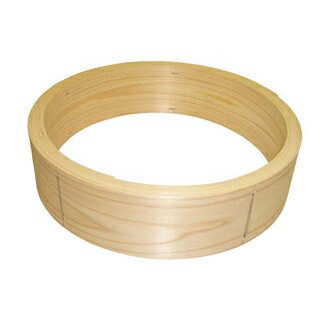 商品の仕様●外寸(mm)：270×69 ●内寸(mm)：φ240 ●重量:320g●材質：ひのき※商品画像はイメージです。複数掲載写真も、商品は単品販売です。予めご了承下さい。※商品の外観写真は、製造時期により、実物とは細部が異なる場合がございます。予めご了承下さい。※色違い、寸法違いなども商品画像には含まれている事がございますが、全て別売です。ご購入の際は、必ず商品名及び商品の仕様内容をご確認下さい。※原則弊社では、お客様都合（※色違い、寸法違い、イメージ違い等）での返品交換はお断りしております。ご注文の際は、予めご了承下さい。