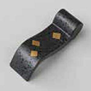 【まとめ買い10個セット品】和食器 砂地市松 巻物型箸置 37K313-24 まごころ第37集【ECJ】