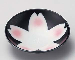【まとめ買い10個セット品】和食器 ミ062-308 黒釉桜花スロープ平小鉢【キャンセル/返品不可】【ECJ】