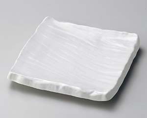 【まとめ買い10個セット品】和食器 キ190-268 白マット荒彫角皿(小)【キャンセル/返品不可】【ECJ】