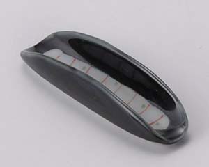 和食器 ミ288-058 黒釉朱十草箸置【ECJ】