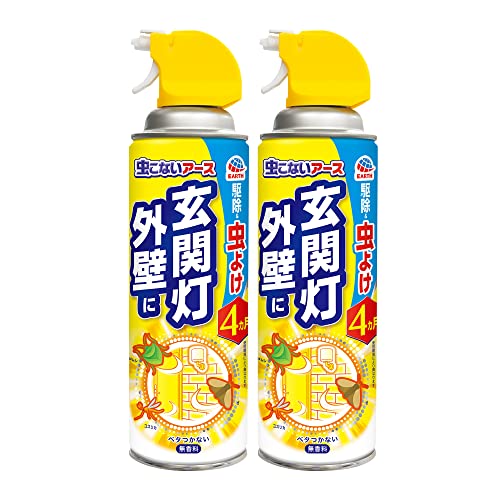 商品名虫こないアース 玄関灯・外壁に [450ml] 2本パック 害虫忌避 [カメムシ 蛾 コバエ 羽アリ など] 虫よけスプレー (アース製薬)色-モデル4901080056610サイズ23 x 13 x 6.5 cm; 800 gこの商品について玄関の外灯や家の外壁にスプレーするだけで、イヤな虫を簡単に予防。 家屋に使える虫除けスプレー。撥水成分シリコーン配合。 雨に強い薬剤です。ジェット噴射で、高い所の玄関灯、外壁にも簡単に処理できます。虫に直接スプレーして駆除もできるので、殺虫剤としても使えます。【香り】無香料【効果持続期間】約4ヵ月 ※虫除け効果。 使用環境により異なります。【適用害虫】ガ、羽アリ、ユスリカ、カメムシ、ウンカ、ヨコバイ、キノコバエ、チョウバエ、ブユ(ブヨ)、アブ、ハチ、クモ商品情報品目の容量：450 ミリリットルサイズ：2本セット香り：無香料商品の形状：エアゾール材料の特徴：無香料ブランド名：虫こないアースメーカー名：アース製薬生産国：日本型番：4901080056610メーカー型番：4901080056610梱包サイズ：23 x 13 x 6.5 cm; 800 gメーカー：アース製薬商品モデル番号：4901080056610原産国：日本
