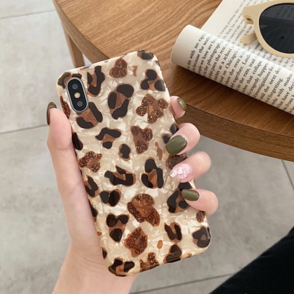 楽天市場】iphone11 ケース ヒョウ柄の通販