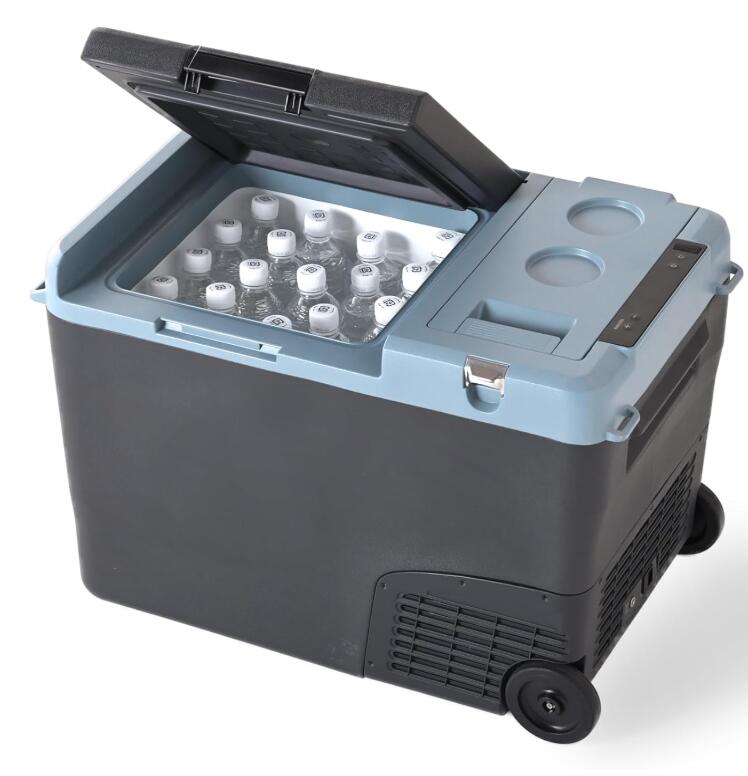 【新品】山善 ELEIN ポータブル保冷温庫 ポータブル冷蔵庫 車載冷蔵庫 35L (AC/DC/バッテリー 3WAY電源) -18℃~60℃ 車載 冷蔵庫 冷凍庫 小型 クーラーボックス 保温機能付き ソーラーパネル接続可能 キャスター付き ブルーグレー YFR-DC350