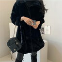 コーデに旬を取り入れる 受け取って腰 ピュアカラー 中・長セクション ファー コート 柔らかい 女性(N)
