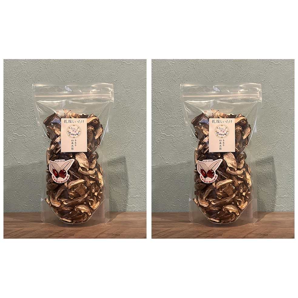 【商品説明】 musubi舎 しいたけ農園musubi舎 【スライス大】 の 商品概要 【時短に最適】 スライスなので通常よりも水戻りが早いです。 奈良県で栽培 環境にこだわり栽培した自慢の椎茸です 大パック たっぷり使いたい方に 内容量:70g セット内容:2個 【商品スペック】 musubi舎 しいたけ農園musubi舎 【スライス大】 の商品スペック その他 ●容量:70g ●原材料名:菌床椎茸 他のknotの食品&飲料・お酒を探す 食品&飲料・お酒 musubi舎>乾物 musubi舎>きのこ類 musubi舎 メーカー都合により、パッケージや内容が変更となる場合がございます。パッケージ変更を理由とした返品は承っておりません。
