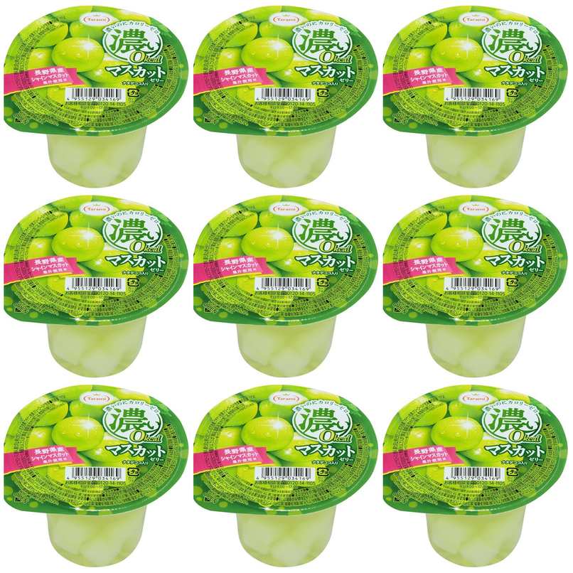 【商品説明】 たらみ 濃い0kcal マスカットゼリー 195g の 商品概要 低カロリーのヘルシーゼリー 食べやすい195gのサイズとなっております。 備蓄用にもおすすめ 常温で長期間保存可能なので、いざという時のための買い置きにも最適です。 内容量:(g) 195g セット内容:9個 【商品スペック】 たらみ 濃い0kcal マスカットゼリー 195g の商品スペック 味 マスカット タイプ ゼロカロリー ナタデココ入り 形状 カップ 容量(g) 195g 他のたらみの食品&飲料・お酒を探す 食品&飲料・お酒 たらみ>お菓子・スイーツ たらみ>ゼリー たらみ 個数 1個 アレルゲン 無 栄養成分表示 0kcal ※エネルギー(100g当たり) 0g ※たんぱく質 0g ※脂質 7.2g ※炭水化物 0.07g ※食塩相当量 その他 ●内容量:195g ●名称:生菓子 ●原材料名:ナタデココ(外国製造)、エリスリトール、マスカット果汁、洋酒/酸味料、ゲル化剤(増粘多糖類、加工デンプン)、甘味料(アスパルテーム・L-フェニルアラニン化合物、アセスルファムK、スクラロース)、香料、酸化防止剤(ビタミンC)、紅花色素、クチナシ色素、マリーゴールド色素 ●産地:長崎 ●保存方法:常温 ●栄養成分:【1個当たり】熱量:0kcal たんぱく質:0g 脂質:0g 炭水化物:7.2g 食塩相当量:0.07g ●食物アレルギー:無 メーカー都合により、パッケージや内容が変更となる場合がございます。パッケージ変更を理由とした返品は承っておりません。
