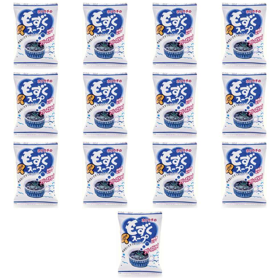 【商品説明】 堀内 もずくスープ(フリーズドライ) 4.5g の 商品概要 厳選された沖縄もずくを使用 沖縄で収穫されたもずくの中でも、とくに歯ごたえが良い原料を厳選し商品化しております。 こだわりの和風だし 主役のもずくを引き立たせるため、何度も試作を重ねたこだわりの和風だしを使用。国産の三つ葉がもずくスープの風味を引き立てています。 +白米で雑炊に変身! お湯を注いで即席スープとして食べるのはもちろん、そこに白米を入れるだけで雑炊に大変身!しいたけとやさしい和風だしが白米と相性抜群で、食欲がない時でもするすると食べることができます。 内容量:4.5g セット内容:13個 原産地:日本 【商品スペック】 堀内 もずくスープ(フリーズドライ) 4.5g の商品スペック 味 もずく 分量 1人前 アレルゲン 小麦 ごま さば 大豆 ゼラチン 他の堀内の食品&飲料・お酒を探す 食品&飲料・お酒 堀内）インスタント食品 堀内）スープ・味噌汁 堀内）箱・袋スープ 堀内 栄養成分表示 9kcal ※エネルギー(1食分(4.5g)) 0.9g ※たんぱく質 0.0g ※脂質 1.9g ※炭水化物 520mg ※ナトリウム 1.3g ※食塩相当量 その他 ●原材料:しょうゆ調味料、デキストリン、ゼラチン、澱粉、シイタケエキスパウダー、具(もずく(国内製造)、三つ葉、乾ししいたけ、いりごま、乾燥ねぎ)/調味料(アミノ酸等)、(一部に小麦・ごま・さば・大豆・ゼラチンを含む)) ●ご注意:調理時・飲用時の熱湯でのやけどには充分ご注意ください。 ●保存方法:直射日光、高温多湿をさけて、常温で保管してください。 ●本体寸法/幅×奥行×高さ(約cm):2.5×7×10 ●本体重量(約kg):0.956 ●食物アレルギー(特定原材料):小麦 メーカー都合により、パッケージや内容が変更となる場合がございます。パッケージ変更を理由とした返品は承っておりません。
