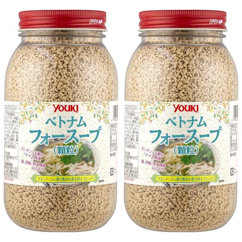 【商品説明】 ユウキ食品 フォースープ(顆粒) 400g の 商品概要 特徴 チキンをベースにレモングラスなどの香辛料をバランス良く配合しました。あっさりとしながら旨味とコクのあるスープの素です。 目安 使用目安(1人分)水300ml:本品7g(大さじ1) 内容量:400g セット内容:2個 原産地:日本 【商品スペック】 ユウキ食品 フォースープ(顆粒) 400g の商品スペック その他 ●内容量:400g ●原材料:食塩(国内製造)、チキンエキスパウダー、魚醤加工品(魚醤、デキストリン、酵母エキス)、砂糖、乾燥にんにく、レモングラス、コリアンダー、乾燥生姜、煮干いわし粉末、エビパウダー、粉末醤油/加工デンプン、調味料(アミノ酸等)、酸味料、酸化防止剤(ビタミンE)、(一部に小麦・えび・大豆・鶏肉を含む) ●栄養成分(1人分(7g)当たり) エネルギー:16kcal たんぱく質:0.8g 脂質:0.08g 炭水化物:2.9g 食塩相当量:3g ●食物アレルギー:えび、小麦、大豆、鶏肉 他のユウキ食品の食品&飲料・お酒を探す 食品&飲料・お酒 ユウキ食品）調味料・油・スパイス ユウキ食品）中華だし ユウキ食品 メーカー都合により、パッケージや内容が変更となる場合がございます。パッケージ変更を理由とした返品は承っておりません。