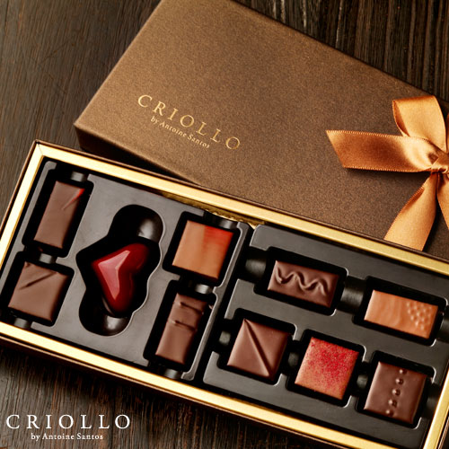 【チョコレート】サントスセレクト 10粒入り詰め合わせ【常温便】【最短2-3営業日で出荷】 お取り寄せグルメ 高級 チョコセット チョコ詰め合わせ 1粒ハート型 チョコレート詰め合わせセット ブランド かわいい お洒落 有名パティシエ 感謝 2020 ギフト バレンタイン