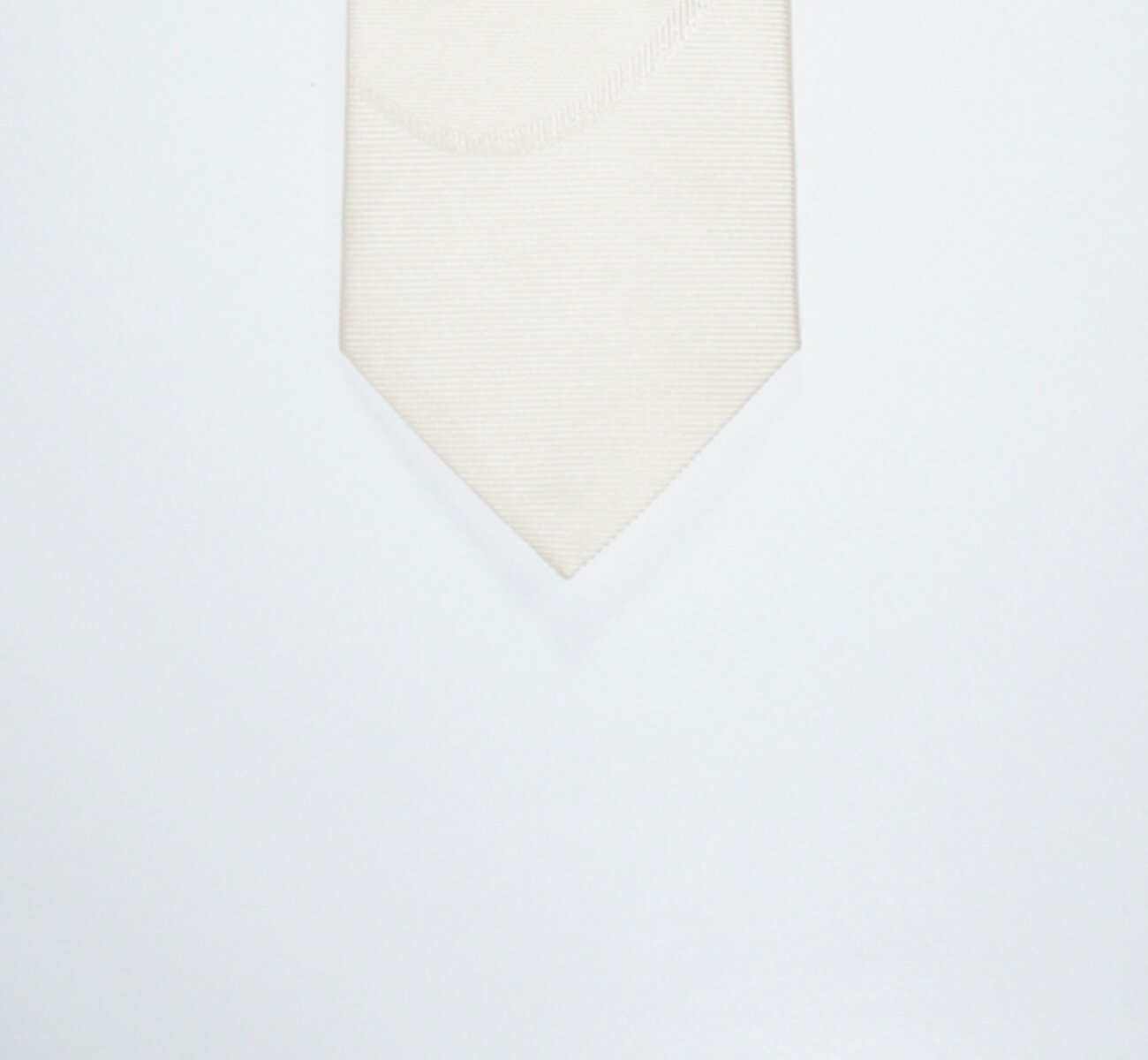 721 絹100% 礼装用ネクタイ オフホワイト 剣先9センチ
