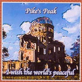 ◆商品説明◆ 商品名 【中古】 アイ・ウィッシュ・ザ・ワールズ・ピースフル PIKE’S PEAK [レンタル落ち] [CD] セット内容 ・ディスク ・歌詞カード ・ケースは付属しません。 曲目 1.LONG WAY 2.POO 3.I wanna walk with you 4.THE ANGLE 5.Oh,How peacceful! 6.Be allright コンディション ※本商品はレンタル落ち（レンタルアップ）の商品です。 ※ケースはないものとしてお考えください。 ●レンタル落ちの中古CDです。 ●ディスクと歌詞カードのみの発送です。ケースはないものとしてお考えください。 ●商品によっては、歌詞カードが新品時から付いていないタイトルもございます、予めご注意ください。 ●レンタルの特性上、外箱、背表紙、帯、解説書、付属DVD、付録、特典等は付属しておりません。 ●ディスクや歌詞カードに管理シールや防犯タグの貼り付けなどがある場合がございます。 ●ディスクには再生に支障が無い程度の傷、歌詞カードには日焼け、破れ、傷み、折れ、シミ、ページの欠損、書き込みなどがある場合がございます。 ●輸入盤では歌詞カードや日本語対訳はついておりません。 ●視聴用で販売させていただいております。恐れ入りますが、あまりに神経質な方、完璧を求められる方はご購入をお控えください。 ※万が一、視聴が困難な再生不良がございましたらメールにてご連絡ください。 盤面再研磨や代替品の再発送などの対応をさせていただきます。代替品がない場合は返金とさせていただきます。 発送情報 ※出荷日は、当日発送(AM9時まで)または翌日発送(AM9時以降) です。 ※セール期間やイベント期間、その他混雑時は、出荷日をプラス1日いただく場合がございます。 配送方法 配送方法の当社選定目安 ディスク1枚〜20枚...メール便 ディスク21枚〜40枚...宅配便コンパクト ディスク41枚〜...宅配便60サイズ～ ※上記配送方法の選定目安は、あくまで目安であり配送方法をお約束できるものではございません。 ※お急ぎのお客様は、追加料金の配送方法をご検討ください。 ※お買い上げの枚数や金額によって配送方法を当社都合で変更いたします。 注意事項 ※必ずご確認ください※ ※中古商品の為、決済完了後のお客様都合によるキャンセル・変更は受付いたしておりませんのでご注意ください。 ※画像は、できる限り実物に近い色味で掲載しておりますが、視聴環境によって多少の色の違いがあります。 ※代引きを選択されたお客様は宅配料金表の通りの送料を追加請求させていただきます。 ※ご注文後の同梱は、トラブル防止の観点からいたしかねます。また、それに伴う送料のお値引きはいたしかねます。送料の観点などから同梱をご希望のお客様は、必ず同一カートにて同時にご注文ください。 ※複数の商品をご購入いただきました場合、一部の商品で在庫切れや最終検品時に不良が判明した商品があった場合 　誠に勝手ではございますが、対象の商品をキャンセルし発送させていただきます。予めご了承ください。【中古】 アイ・ウィッシュ・ザ・ワールズ・ピースフル PIKE’S PEAK [レンタル落ち] [CD]