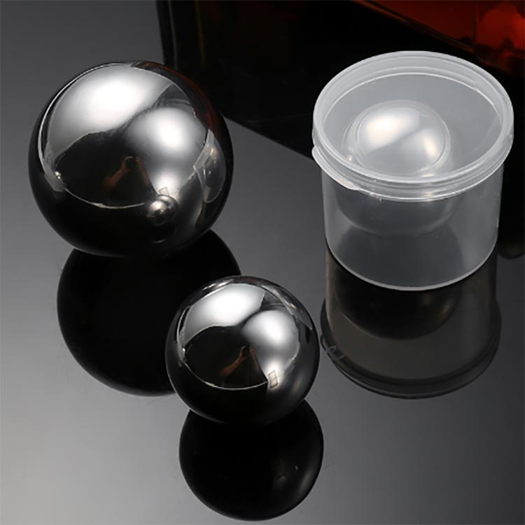 エコプロ85ショップ楽天市場店の55mm 永久氷 収納ケース付き 【2個セット】 アイスキューブ 急速冷凍 38mm アイスボール 繰り返し使える 溶けない氷 ウイスキー ビール ワイン 丸氷 メーカー ステンレス氷 丸型 球型 丸い氷 家庭用 氷の代用品 バー用品 父の日 母の日 プレゼント｜アングル2