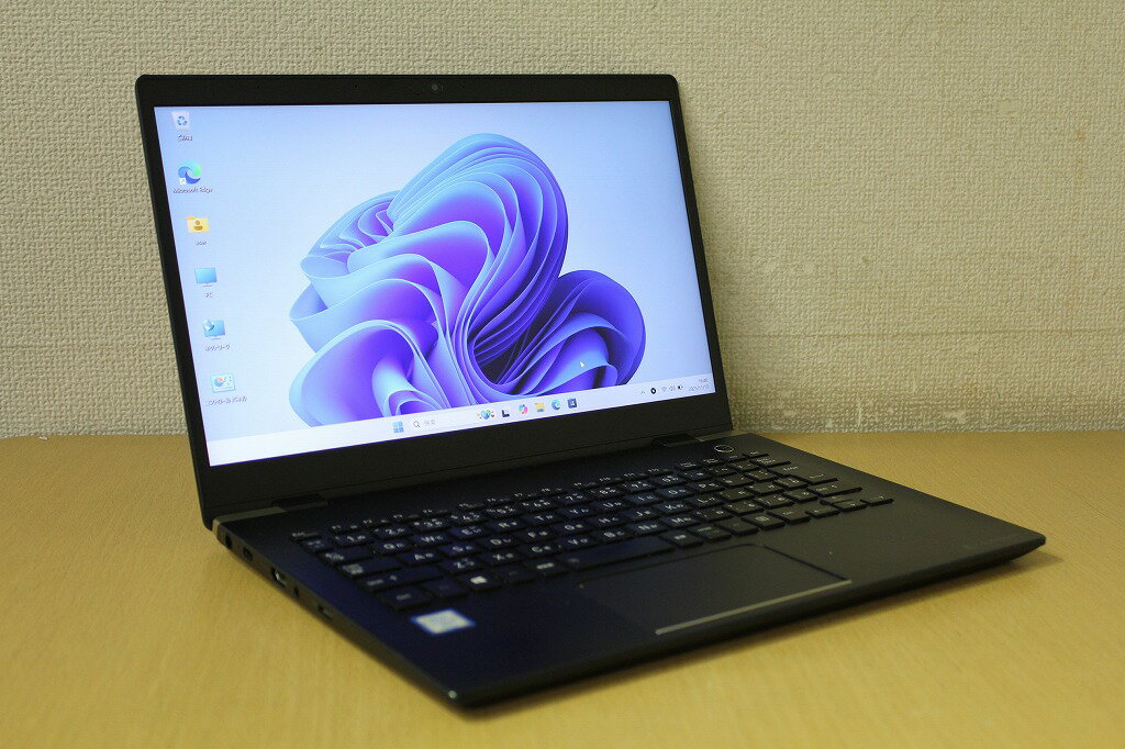 【送料無料】【中古】【Windows11搭載】【M.2 SSD 256Gモデル】WEBカメラ搭載！第8世代Core i7 8650U搭載メモリ16G M.2 SSD 256G！FULLHD液晶！TOSHIBA Dynabook G83/DN『無線LAN搭載』『Windows11』『お買い得！通常品』