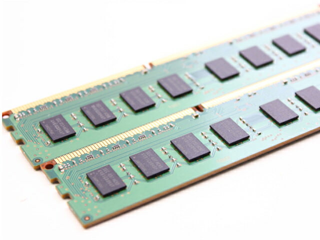 【送料無料】【代引不可】【中古】【増設メモリー】【容量1GBx2枚セット合計2G】【サーバー・ワーク ...