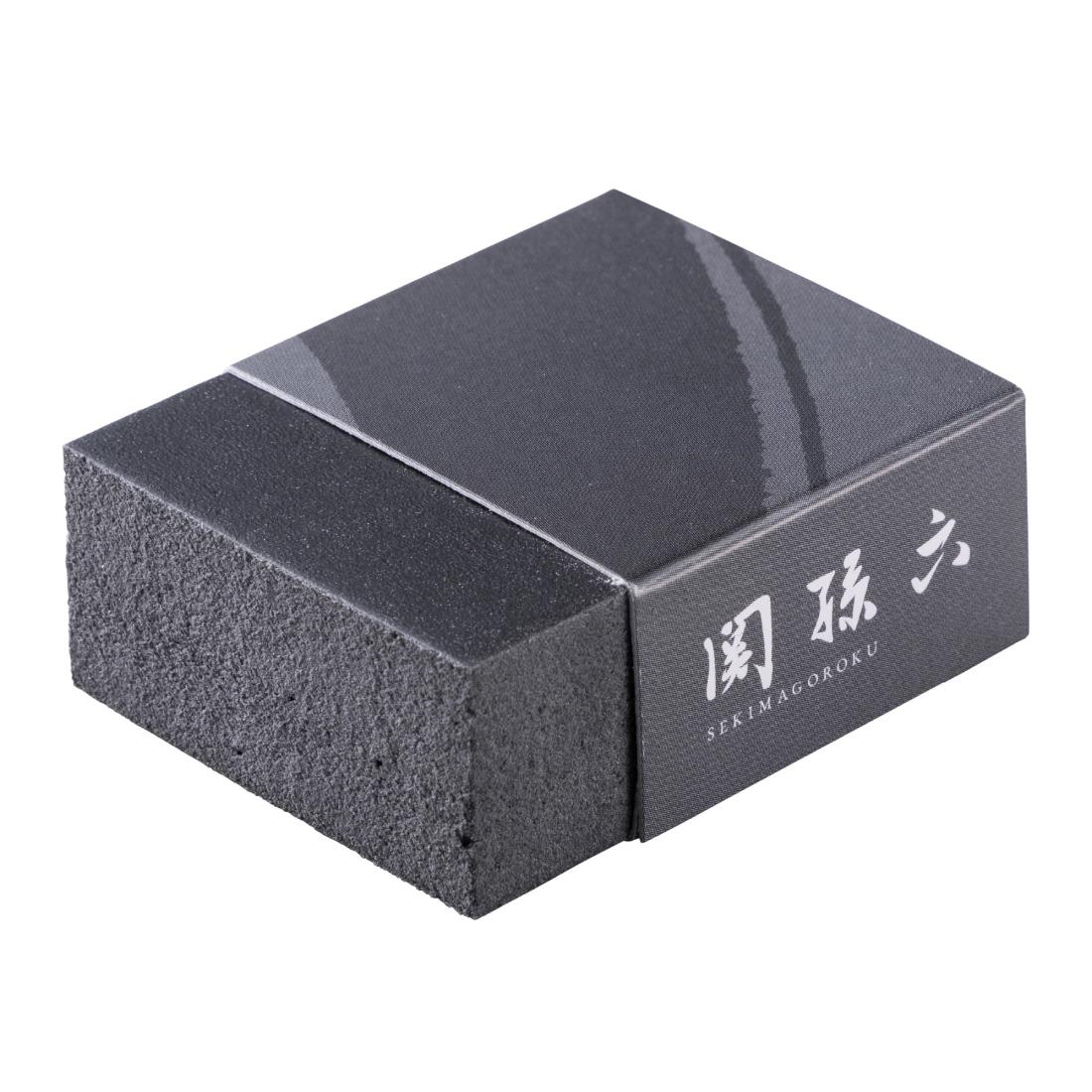 貝印(Kai Corporation) KAI 粒度の細かい 研磨剤 でキズが付きにくい サビ消しゴム 包丁 サビ 水アカ 汚れ落とし 関孫六 ブラック 日本製 AP0630