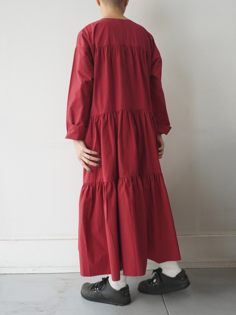 【50％オフ・セール】マオメイド mao made ワンピース ロング バック ティアード 洗いざらし コットン ダンプ 綿 100% レディース ecrustore-10003195 エクル 楽天市場店 サンプル画像3
