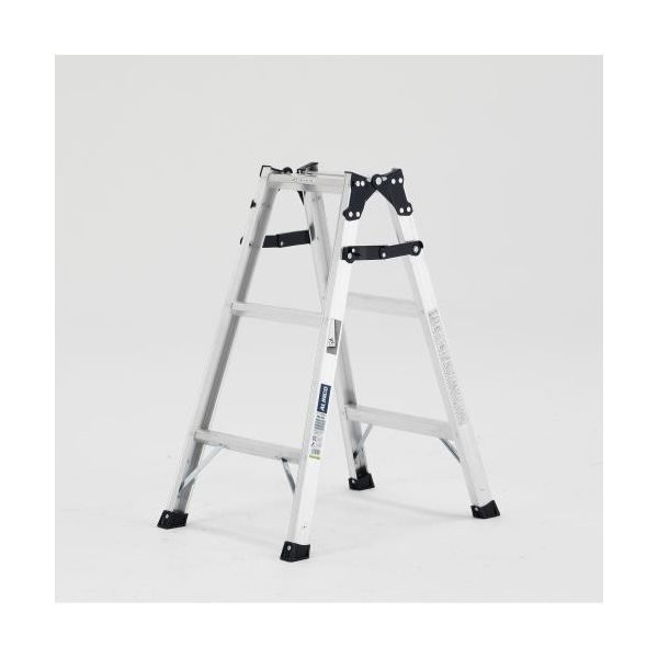 ●最大使用荷重…100kg●天板サイズ…252×157mm●天板高さ…0.82m●はしご全長…1.75m●折りたたみサイズ…　468(W)×163(D)×889(H)mm●段数…3●アルミ合金製●重量…3.5kg●奥行き55mmのワイドステップ類似商品はこちら エスコ EA903AB-11A 直送 代引不11,014円 エスコ EA903AB-16A 直送 代引不27,303円 エスコ EA903AB-13A 直送 代引不14,815円 エスコ EA903AB-15A 直送 代引不22,235円 エスコ EA903AB-23 直送 代引不可43,870円 エスコ EA903AB-24 直送 代引不可50,226円 エスコ EA903AB-22 直送 代引不可37,525円エスコ EA903PA-11A 直送 代引不可30,022円エスコ EA903AD-190A 直送 代引不36,649円 エスコ EA903F-120 直送 代引不可46,609円 エスコ EA903F-150 直送 代引不可52,165円 エスコ EA903F-180 直送 代引不可56,136円