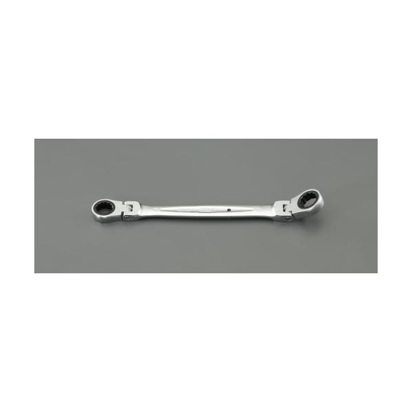 ●材質…工具鋼●12ポイント●首振機能で15°ずつの角度調整が行えます。●サイズ…10×12mm●厚み…7.3×8.2mm●全長…176mm●重量…93g類似商品はこちらエスコ EA614HS-4 12x14mm／14,393円エスコ EA614HS-1 8x10mm／153,601円エスコ EA614HS-3 11x13mm／14,354円エスコ EA614HS-5 13x14mm／24,559円エスコ EA614HS-6 13x17mm／24,997円エスコ EA614HS-9 17x19mm／25,574円エスコ EA614HS-7 14x17mm／24,997円エスコ EA614HS-41 5／16”x 33,410円エスコ EA614HS-43 9／16”x 54,749円エスコ EA614HS-73 10x12mm／5,351円エスコ EA614HW-12 12mm　ラチェ2,894円エスコ EA614HS-92 8x10−12x3,363円