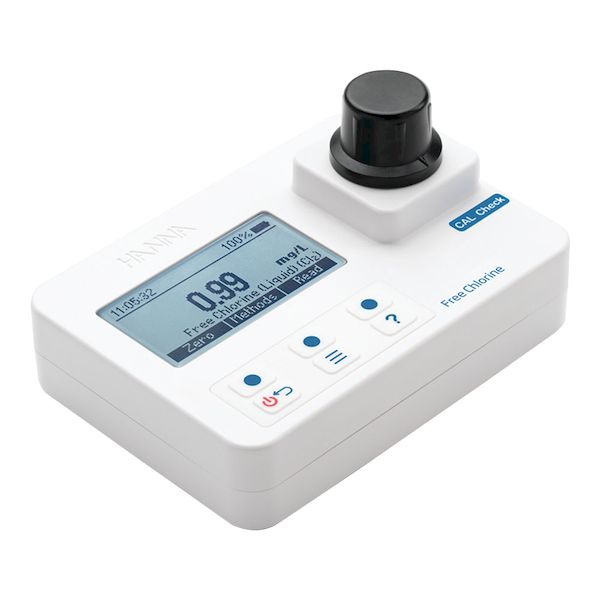 (LINEクーポン有)BZV4401 ハンナポータブル残留塩素計 遊離塩素用 HI97701 本体