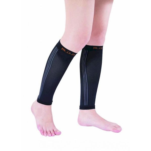 【在庫限り特価】4995312119181 立ち仕事MOMI×2 モミ×モミ 2枚組 ブラック【キャンセル不可】 ふくらはぎサポーター 着圧ソックス ブラックふくらはぎ用サポーター フットマッサージ