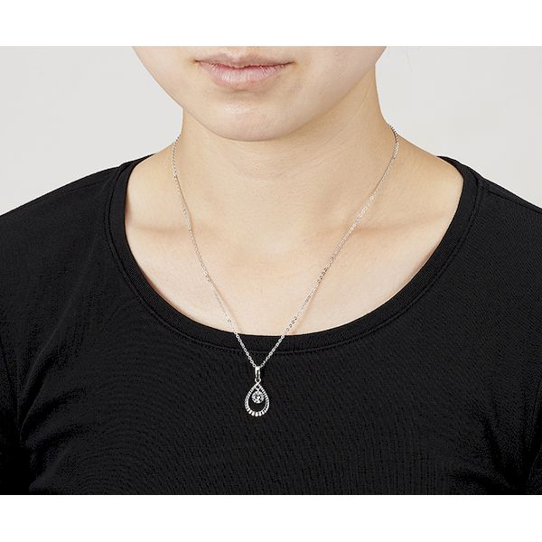 K13091-1 揺れて煌めく キュービック磁気ネックレス K130911