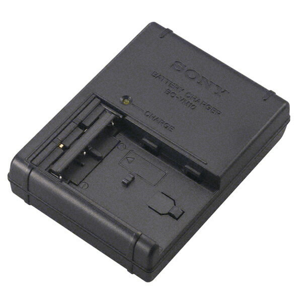 [ソニー バッテリーチャージャー BC-VM10] の商品説明“インフォリチウム”Mタイプバッテリーを充電できる小型・軽量バッテリーチャージャー。バッグのポケットなどにも入る携帯に便利なコンパクトタイプ。旅先でも手軽に充電できる直差し型。[ソニー バッテリーチャージャー BC-VM10]のスペック●入力電圧:AC100-240V、50/60Hz●寸法:W7×H2.5×D9.5cm●質量:約90g○返品不可対象商品