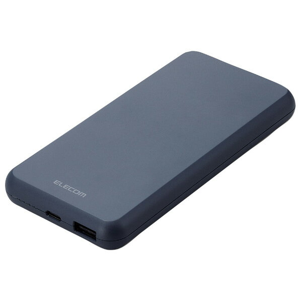 [エレコム 5V/3A出力 モバイルバッテリー(10000mAh/15W/C×1+A×1) ブルー DE-C38-10000BU [DEC3810000BU]] の商品説明●たっぷり使える10000mAhで、スマートフォンを約3.3回充電可能です。長時間の外出に最適です。●USB-A - USB Type-C(TM)(USB-C(TM))ケーブルが付属し、USB Type-C(TM)コネクター搭載スマートフォンをすぐに充電可能です。●手になじむラウンド形状で、スマートフォンと重ね持ちしやすいモデルです。●最大合計3.0Aの高出力モデルです。●iPhoneに付属もしくは対応したLightningケーブルを利用することで、iPhoneも充電可能です。●USBポートに搭載した高性能ICが接続機器を自動で見分けて最適な出力で最速に充電できる“おまかせ充電”に対応しています。●本製品(バッテリー容量10000mAh)でスマートフォンを約3.3回充電可能です。※満充電をした本製品のUSB-Aポートで約1800mAhのバッテリー搭載のスマートフォンを充電した場合の目安です。充電中に電源が入ったり、機器を使用している場合は記載の数値まで充電できない場合があります。●モバイルバッテリー本体は付属のUSB-A - USB Type-C(TM)(USB-C(TM))ケーブルで充電可能です。●フル充電まで約5時間と充電時間が短い急速充電モデルです。※出力3A以上のAC充電器使用時。本製品のみを充電した場合の目安です。●本体充電用ケーブルを接続したままで、スマートフォンとモバイルバッテリーを充電できる“まとめて充電”に対応しています●電池残量は4段階のLEDランプ点灯で確認可能です。●約500回繰り返し使用可能な充電式リチウムイオン電池を搭載しています。●内蔵の充電式リチウムイオン電池は、JIS C8711およびJIS C8714に準拠した安全設計です。●過充電・過放電・過電圧・過電流防止機能、短絡保護機能・温度検知保護を備えた安心の回路設計です。●日本の電気用品安全法(PSE)の技術基準に適合した安全性の高い商品です。●UN38.3(国連勧告輸送試験)合格品で、機内持ち込みも可能です。●Bluetoothヘッドセット・イヤホンなどの充電電流の小さい小型電子機器を最適な電流で充電することができる低電流モードを搭載しています。●※工場出荷時に70%程度充電されています。充電式リチウムイオン電池は時間とともに放電するので、ご使用になる前に充電することを推奨します。●※ケーブルを挿したままだとバッテリーの残量が減ってしまいます。使用しない場合は必ずケーブルを外してください。●自社環境認定基準を1つ以上満たし、『THINK ECOLOGY』マークを表示した製品です。●環境保全に取り組み、製品の包装容器におけるプラスチック重量を、社内基準製品より20%以上削減した製品です。[エレコム 5V/3A出力 モバイルバッテリー(10000mAh/15W/C×1+A×1) ブルー DE-C38-10000BU [DEC3810000BU]]のスペック●対応機種:iPhoneおよびUSB端子で充電するスマートフォン、タブレット、他小型電子機器●コネクタ形状(電源入力側):USB Type-C(TM)(USB-C(TM))ポート×1●定格入力電圧:DC5V●定格入力電流:3A●コネクタ形状(電源出力側):USB Type-C(TM)(USB-C(TM))ポート×1、USB-Aポート×1●定格出力電圧:DC5V●定格出力電流:合計3A●電池種類:充電式リチウムイオン電池●電池定格容量:3.7V 10000mAh●充電時間:約5時間●カラー:ブルー●くり返し使用回数:500回●電気用品安全法:○PSE 特定以外の電気用品●その他:iOS端末で使用する場合は別途iOS用ケーブルをご用意ください ※USB Type-C and USB-C are trademarks of USB Implementers Forum.●寸法:約W7.0×H14.3×D1.6cm●質量:約231g●付属品:USB Type-C(TM)(USB-C(TM)) to USB-Aケーブル(0.1m)○初期不良のみ返品可
