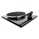 [REGA レコードプレーヤー(50Hz) カートリッジ付 PLANAR2MK2シリーズ BLACK PLANAR3MK2BLACK-ELYS250HZ [PLANAR3MK2BLACKELYS250HZ]] の商品説明●トーンアーム:RB330。35年の歴史をもつRegaのアーム開発技術と3D CAD&CAMテクノロジーの融合から生まれたRB330。パイプのテーパー加工や最新設計されたハウジングにより、感度が高く、より滑らかな動作が実現しました。●ドライブ・ベルト。上位モデルPlanar6に搭載されている Advanced EBLT Drive Beltを採用。従来のBelt-Upgradedを凌ぐ最高クラスのベルトの開発のため、原材料から見直しをかけました。ゴムを原料とした別注品の科学系素材を使い、さらに切れにくく、滑らかでたるみにくい形状を開発。トルクに優れ、ワウ・フラッターも大幅に改善されました。耐久性で50%、ワウ・フラッターで35%性能が向上しています。まさに’Perfect’と呼ぶにふさわしいターンテーブル用ドライブ・ベルトです。●MDFキャビネット。独自の行程で生産されるMDFキャビネット、密度と剛度にすぐれ免振性にも長けています。新規開発のフット、異種合金を上下に張るダブルブレイズ構造など、剛度と強度耐震性をさらに高めています。●高精度ベアリング。ベアリングをカートリッジで包み込むというPlanarシリーズ用に開発した新工程により、ベアリングにかかる圧力を均等に分散させ、より滑らかな回転を実現させています。●プラッター。世界中のアナログファンをとりこにしたガラスプラッター。カスタム仕様で設計生産され、美しいoptical white仕上げが施されています。●サブプラッター。フェノール材をベースとしたサブ・プラッターは、Rega独自の加工により、密度が高く、剛性に優れているため、摩擦が限りなく少なく、滑らかな回転に大きく貢献しています。●24V 低振動モーターを搭載。上位モデル同様、AC24Vモーターを搭載。制御回路を見直すことで回転ムラが一層抑えられ、振動の低下を実現しました。●バランス用ウェイト。ウェイトは、バランスがよくはめやすく、ずれにくい理想の形状です。ソルボセインカバーが貼られるなど、防振対策もされています。●カートリッジ。■Elys2L ch/ R chが独立設計となっている他、マグネットもカスタム仕様となっています。・出力: 6.8-7.2mV・針圧: 1.75g[REGA レコードプレーヤー(50Hz) カートリッジ付 PLANAR2MK2シリーズ BLACK PLANAR3MK2BLACK-ELYS250HZ [PLANAR3MK2BLACKELYS250HZ]]のスペック●駆動方式:ベルトドライブ●回転数:33 1/3 、45回転●カートリッジ:MM型●消費電力:12.1W●寸法:W44.7×H11.7×D36.0cm(ダストカバー付、閉口時)●質量:6.0kg●搭載可能なカートリッジの質量:4.5g〜8.5g、〜14.0g (エクストラウェイト装着時)●付属カートリッジ:Elys 2○初期不良のみ返品可