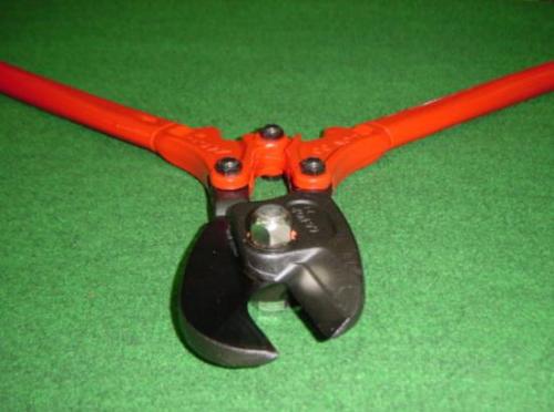 MCC CC-0302 ケーブルカッターNO.2 切断最大可能径:30mm 替刃式 新品 CC0302 純正品