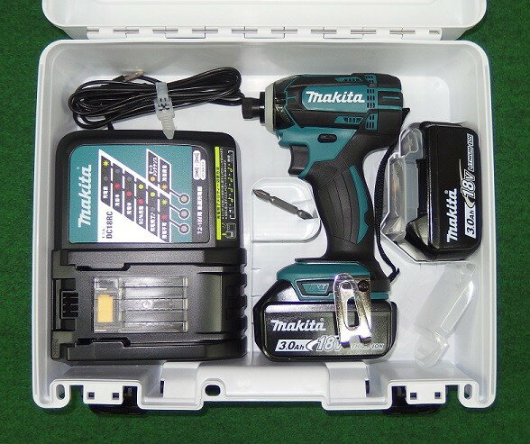 マキタ マキタ電動工具 TD149DRFX 18Vインパクトドライバ 最大締付トルク:165N m 3.0Ahバッテリ2個付セット 防塵防滴 高性能 ベーシックタイプ 青 新品【プロ用からDIY 園芸まで。道具 工具のことならプロショップe-道具館におまかせ！】