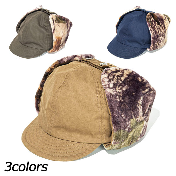 オレゴニアンキャンパー Oregonian Camper ファイヤープルーフ マイヤー 2WAY トラッパーキャップ OCW 2034 空軍で採用されるシェイプの、トラッパーキャップです。 耳当てと首当てが付いた、2WAY仕様。 極寒の高度を飛行するパイロットの頭や耳、 首元の保温に長けた仕様になっています。 耳当てを上げると、リアルツリー柄が覗きます。 フリーサイズ展開で、ドローコードでサイズ調整が可能。 難燃コットンと難燃マイヤー素材を使用した、 火の粉と冷気から頭を護るアイテムです。 ■素材：難燃コットン、裏地：難燃マイヤー ■サイズ：フリーサイズ ※サイズは実測値になります。多少の誤差はご容赦ください。 ※商品によって柄の出方が異なる場合がございます。 ※製造ロットによって仕様が多少変更になる場合があります。 ---ご注文の前に必ずお読みください--- ●在庫について 当店は店舗と同時販売(在庫を共有)の通販サイトです。 表示されている在庫はリアルタイムではございません。 ご注文後に在庫を店頭商品にて確保いたします。 その為、ご注文と入れ違いで店舗にて商品が完売となる場合がございます。 完売の場合はメールにてキャンセルのご連絡をさせて頂きます。(電話連絡はしておりません) 掲載在庫には店頭展示品(サンプル品)も含まれておりますので、展示品につき検品段階にて 瑕疵が発見された場合は店頭にて完売と同様にキャンセルのご連絡をさせて頂きます。 また、複数の商品をご注文いただき、一部の商品がご用意できない場合も 別途メールにてご連絡させていただきますのでご確認をお願い致します。 ご返信の期限がございますので、期限を超過致しますと ご連絡させて頂いた内容にて出荷をさせていただきます。 他の商品へのご変更はお受けできません。 ※イベント期間中でも同様に在庫を確保いたしますので、 イベント期間後に欠品が発生する場合がございます。 その場合に差額をポイント、値引などでの補填するご対応は致しておりません。 ●日時指定について 日時指定は確約されておりません。 出荷店舗、配送場所により配送指定のご希望に添えない場合がございます。 ●販売数量限定商品について 販売数量限定商品に関しましては複数のご注文などで制限数を超えた場合は ご注文をキャンセルさせていただく場合がございます。 なお、ご注文者様別名義でも発送先が同一の場合、 またはご注文者様は同じで別の発送場所に関しましても同様に ご注文をキャンセルさせていただく場合がございます。 ※柄デザインの生地の製品は、取り都合によりプリントの出方が1点5点異なります。 ※店頭商品の発送となる為、ご注文商品の化粧箱や梱包用の袋などが ご注文のメーカー、品番と異なる場合がございます。 ※当社の指定する衛生商品、食品等の返品・交換のできない商品がございます。 ※製品の外観・仕様はメーカーにより予告なく変更される場合があります。 ※在庫のお問い合わせは店舗同時販売の為、お答えしておりません。 また、サイズに関してもメーカー開示のない商品についての お問い合わせはお答えしておりません。 ※携帯電話からの場合、サイズチャートなどすべての内容が表示できない場合がございます。 パソコンにてご確認をお願いいたします。 ※ご注文前には必ず「よくあるご質問(FAQ)」と上記を必ずお読みください。 ご注文頂いた商品に関しましては上記、すべてをご了承されたものとみなされます。キャップ 帽子 難燃 パイロットキャップ