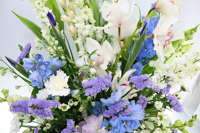 お供え・お悔やみに贈る花★弥生10,000円【送料無料】【楽ギフ_包装】【楽ギフ_メッ...