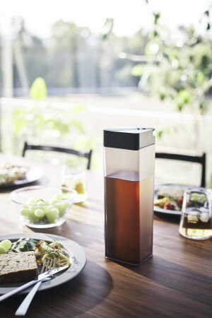Rakuten - 倒して置ける冷水筒　タワー　ブラック　タワー　5725