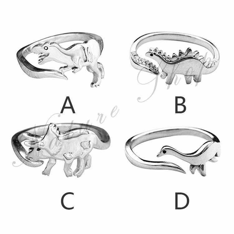 egaoインテリア館のリング 恐竜 ダイナソー 指輪 ティラノサウルス トリケラトプス スーパーサウルス ブラキオサウルス アクセサリー レディース メンズ 男女兼用 指先 お洒落 オシャレ アクセサリー ヒップホップ 調節可能 個性的 オープンリング｜アングル2
