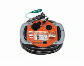 【商品説明】●金属感知機能付、メタセン(金属感知器)ボックス●コンクリート中の鉄筋や配線配管などの金属を鋭くキャッチ。●切断事故や衝撃反動事故を未然に防ぐ高機能リールです。●メタルセンサー:金属に接触すると0.1秒以内で感知します。●漏電遮断器:漏電を感知すると0.1秒以内に作動して電源を遮断します。●警告ブザー:メタルセンサーが金属を接触感知すると同時に作動してブザーが鳴ります。●コンセント（メタルセンサー回路接続）:100V接地極付コンセント。●接地端子（メタルセンサー回路接続）:電動工具のプラグが接地式でない場合、アースクリップをここに挟んでください。●アースチェックテストボタン:ボタンを押すとチェックランプが点灯します。●アース・極性チェックランプ:アース線の接地状況、極性の正逆をランプの色で表示します。●2P/2P接地付兼用フキュートビプラグが付いています。●コンセント防塵キャップ。●社名、住所、購入年月日を記載できるネームプレート付。【注意・使用条件】●定格電流は電線を巻いたままの状態で使用できる電流です。●円盤/鉄板製