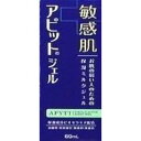 ※商品リニューアル等に伴い、パッケージ・内容等が掲載の内容と一部異なる場合があります。※商品は通常4〜6営業日以内に出荷します。在庫状況により出荷が遅れる場合があります。予めご了承下さい。 商品説明 アピットジェルは保湿成分ビオセラミド、ヒアルロン酸、スクワランと抗炎症成分を配合し、乾燥や肌あれを対象とした薬用保湿ミルクジェルです。・アピットジェルは、デリケートなお肌を考えた低刺激処方です。ナノ化粒子技術を応用し、界面活性剤を使用せずに製剤化を実現しました。・細胞間脂質・保水性・皮脂膜を補う複数の保湿成分を配合し、かさつきがちなお肌のモイスチャーバランスを整えます。・なめらかでのびの良いジェルが、お肌にうるおいを与え、乾燥や肌あれからお肌を守ります。・アルコール（エチルアルコール）、パラベンは使用していません。・パッチテスト・アレルギーテスト済み。（すべての方に刺激・アレルギーが生じないというわけではありません。）・こんな時、こんな方に●あれ性・肌あれが気になる方に●敏感肌・乾燥肌の方に●全身をケアしたい方に 文責者の氏名と資格種類 ウエルシア薬局（株）　048-264-1004薬剤師：石原　純